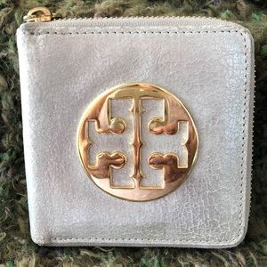 Authentic Tory Burch Zip Wallet